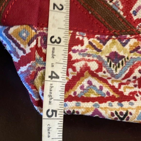 Sakroots Floral patter and Blue Denim Chevron Shoulder Bag BOHo NWT - Picture 11 of 12